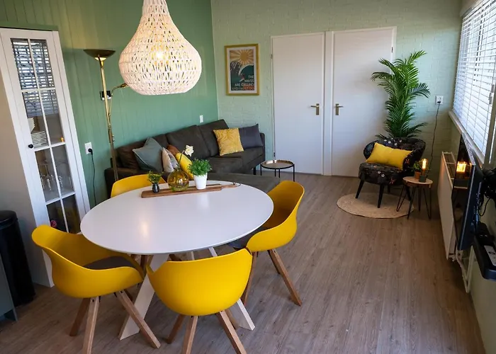 Vakantiehuis Iwalani - Large Private Garden - Close To Center & De Koog (Texel)