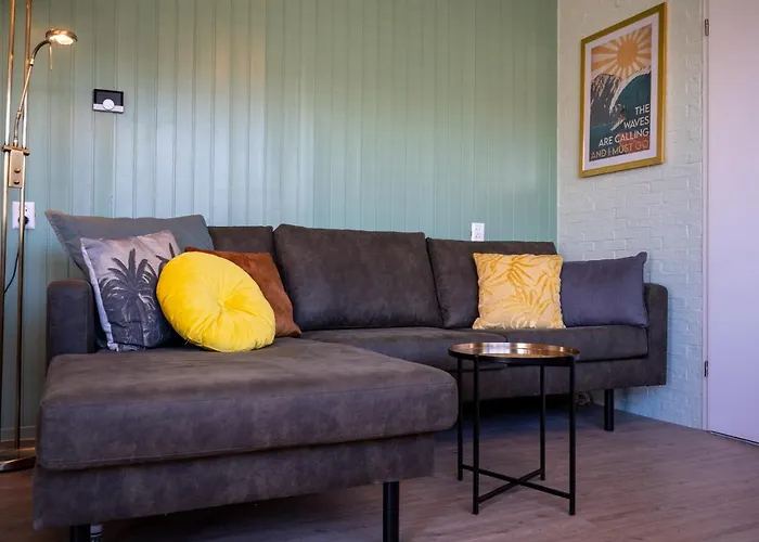 Iwalani - Large Private Garden - Close To Center & De Koog (Texel)